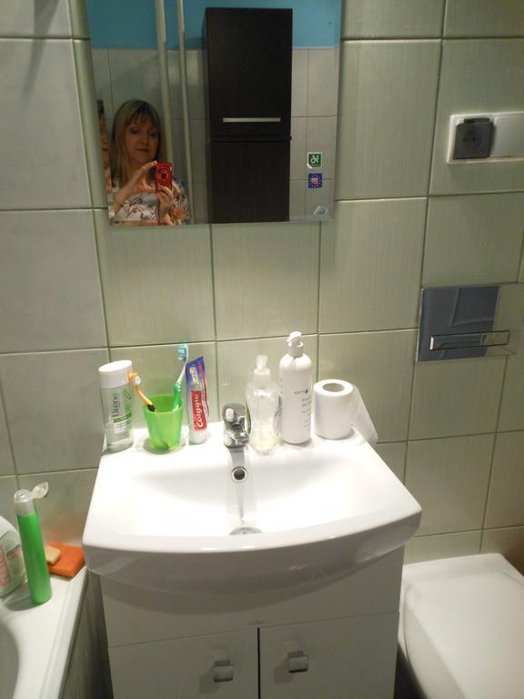 شقة Apartament Obroncow Wybrzeza غدانسك الغرفة الصورة